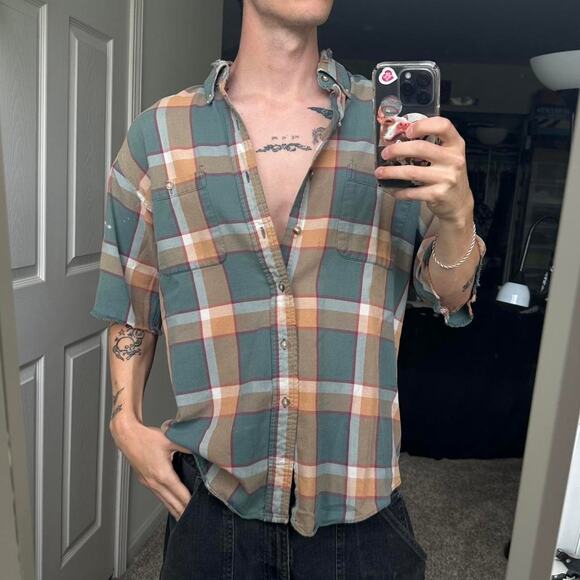 Vintage 70s Thrashed Orvis Fade ButtonUp Plaid Flannel shirt - Picture 8 of 8